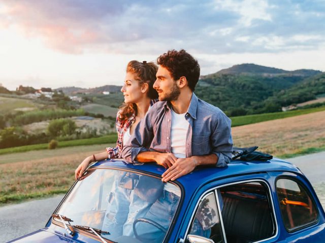 https://www.mycheapremovals.co.uk/wp-content/uploads/2020/03/movingtoitaly-640x480.jpg