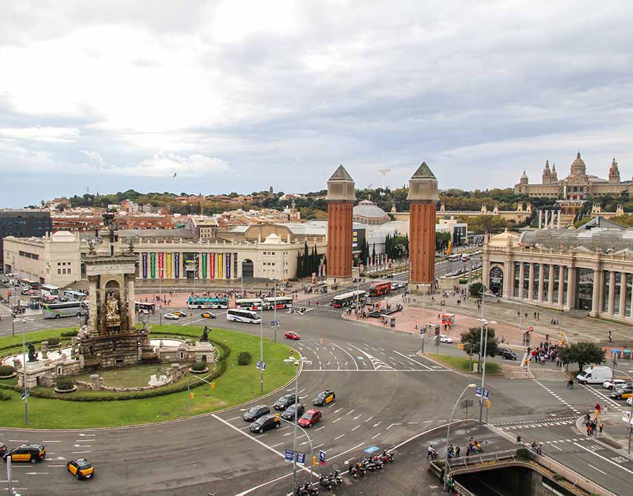 moving to barcelona guide